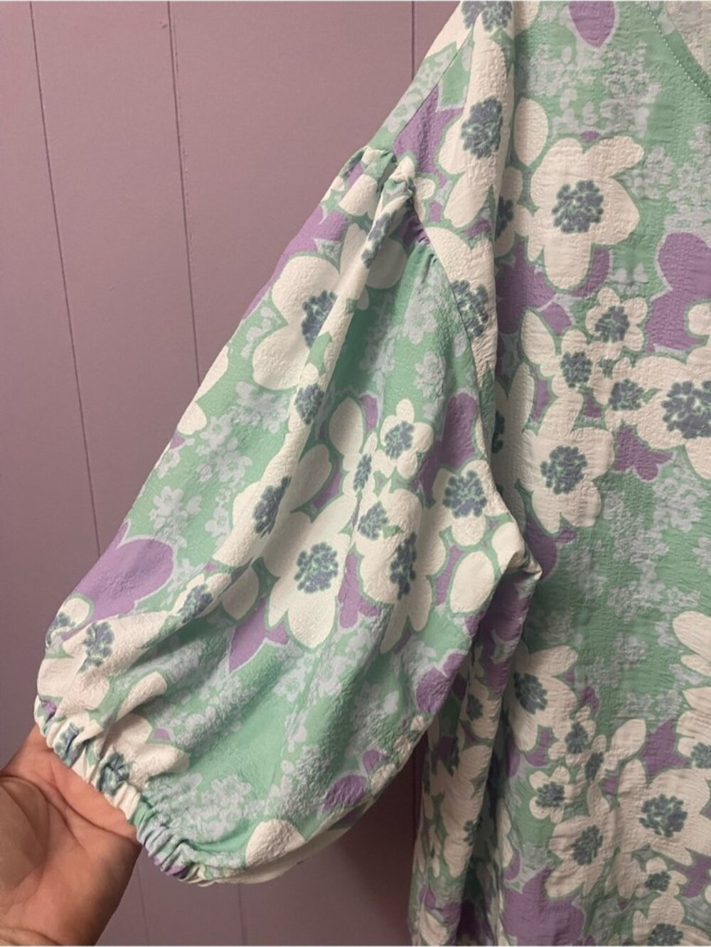 Lavender & Mint Floral Puff-Sleeve Top - Picture 3 of 3